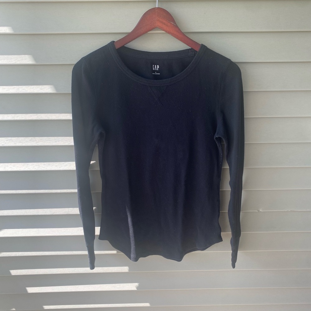 GAP Black Long Sleeve Tee Classic Knit